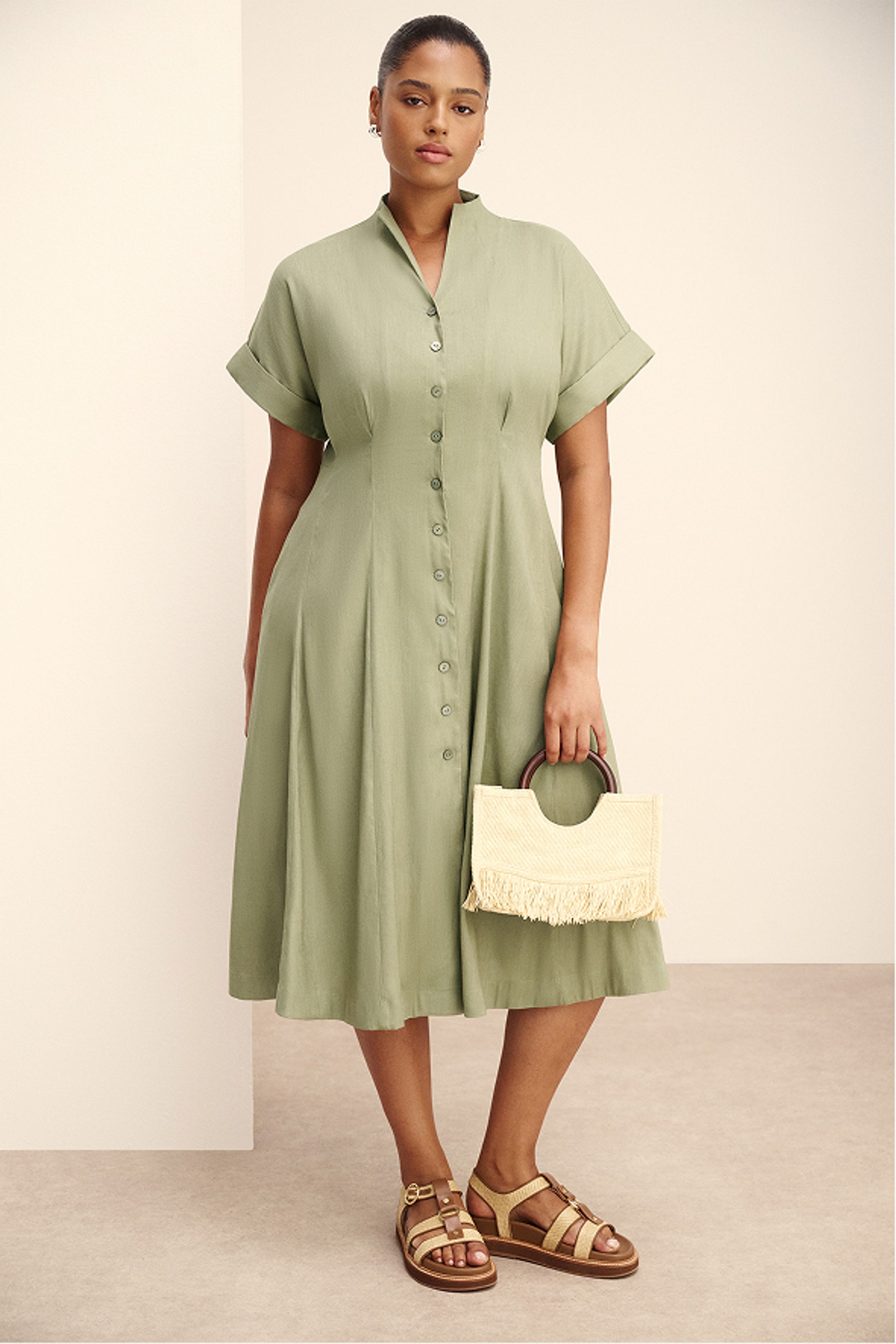 COMMONRY DRESSES