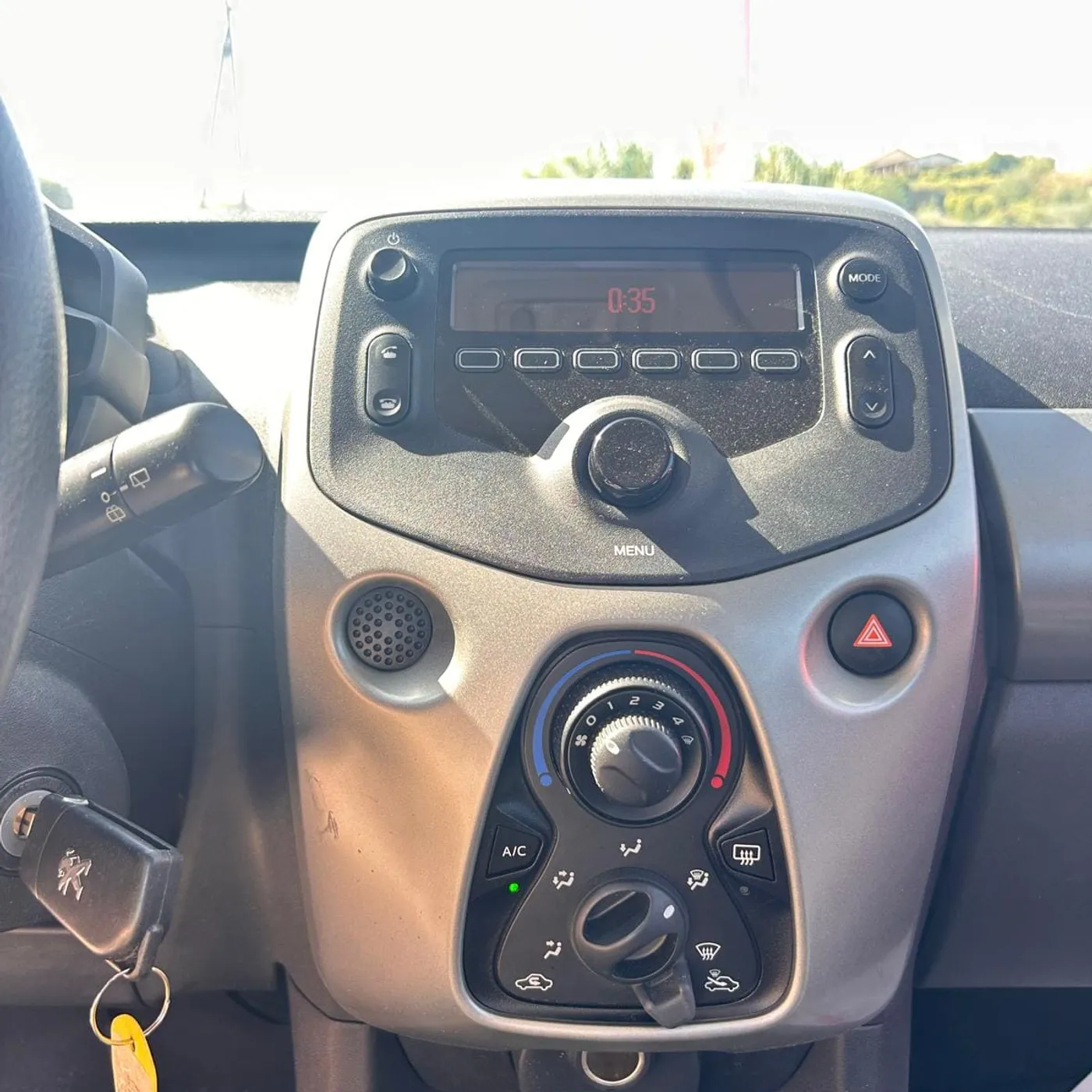 Peugeot 108 Active Top — foto 9