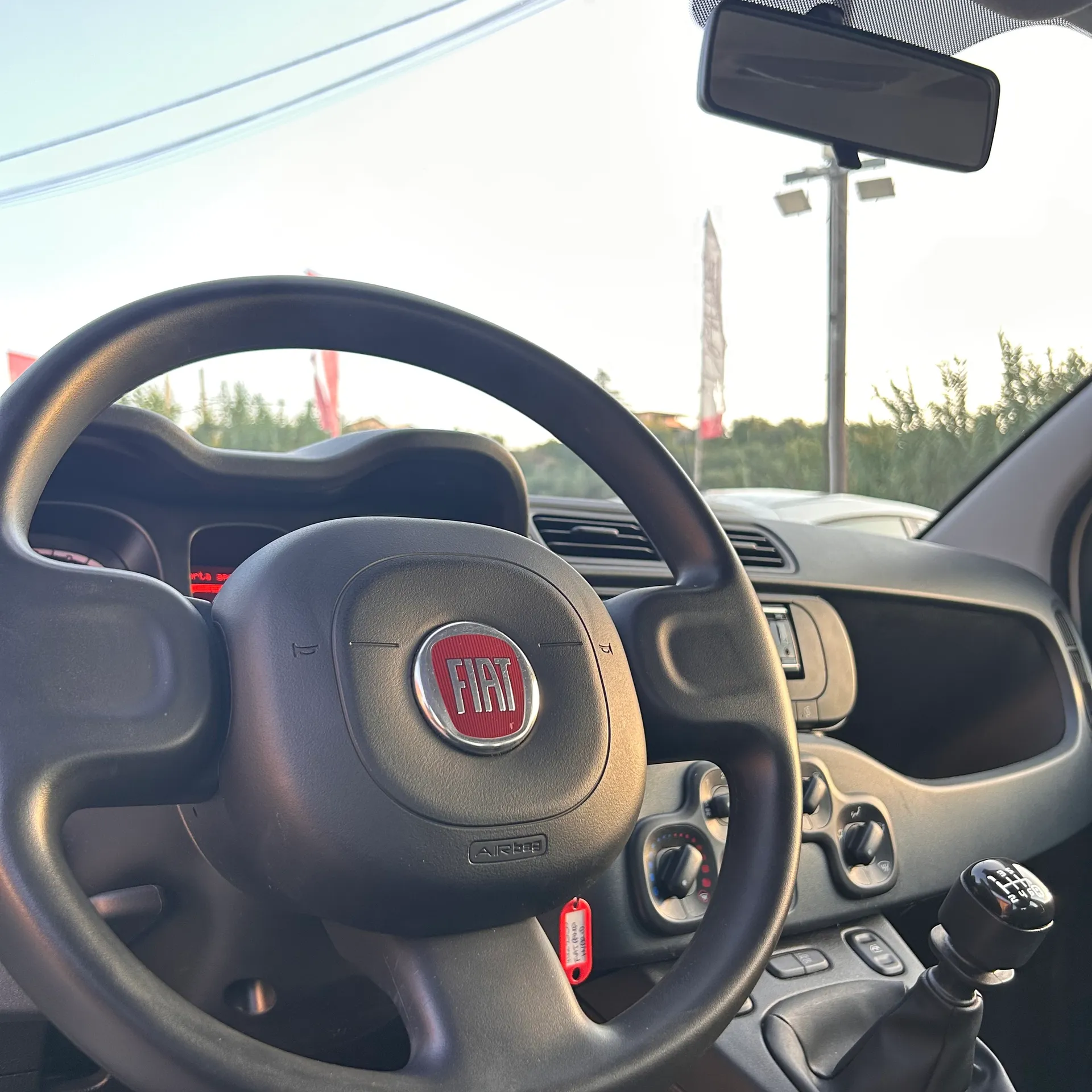 Fiat Panda 1.0 Hybrid 5 posti — foto 4