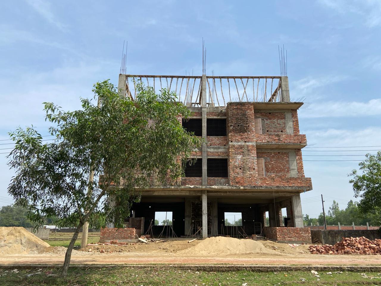 হাইব্রিড সিটি, পীরের বাজারে ১০৮০ বর্গফুট অ্যাপার্টমেন্ট (নির্মাণাধীন) বিক্রয়ের জন্য