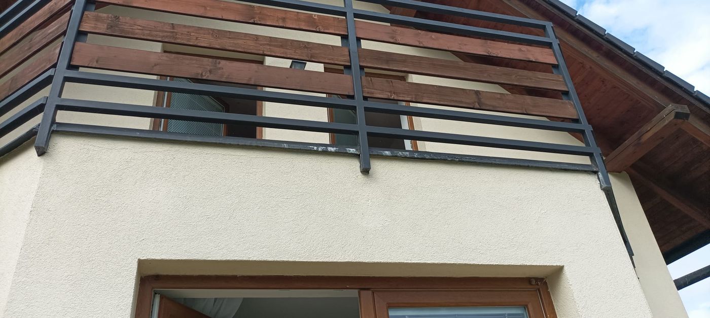 Nátěr zábradlí — Výchozí stav 1