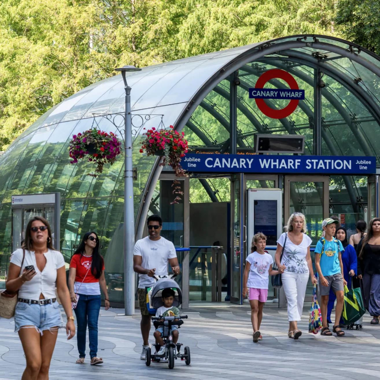 Canary Wharf station and the Elizabeth line