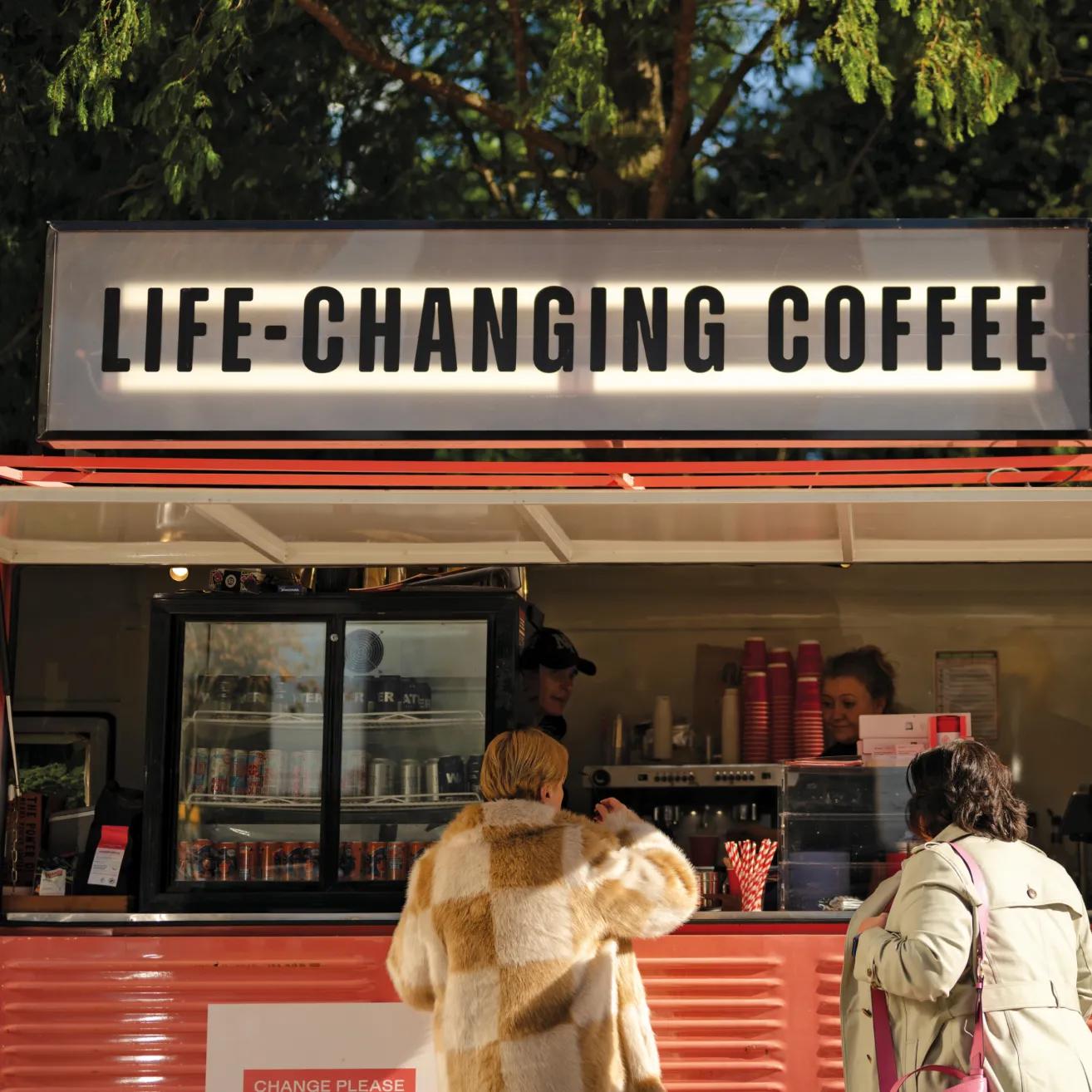Bars, cafés and restaurants at Canary Wharf