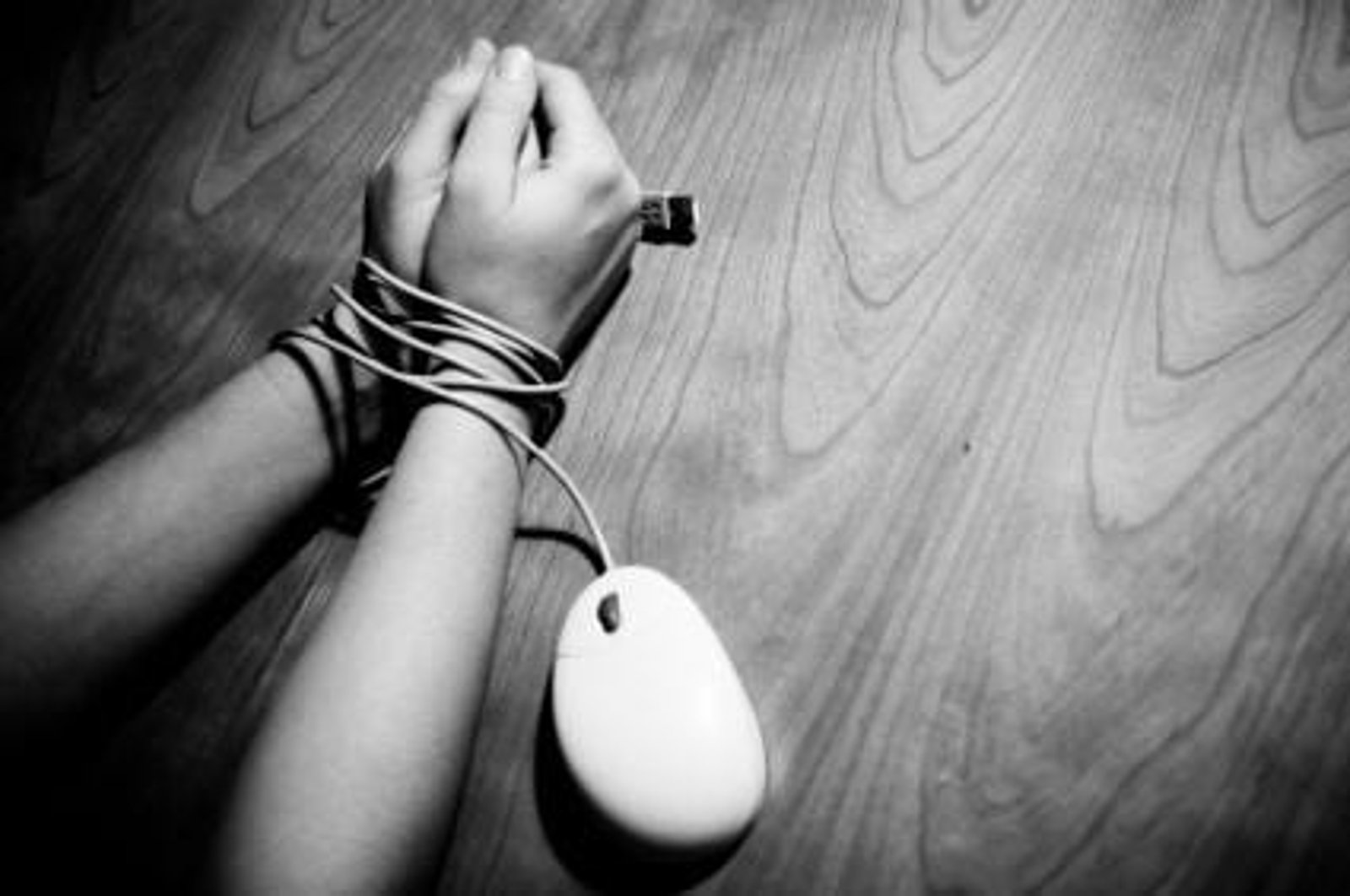 **Feature Article** Top Online Distraction Busting Tips!