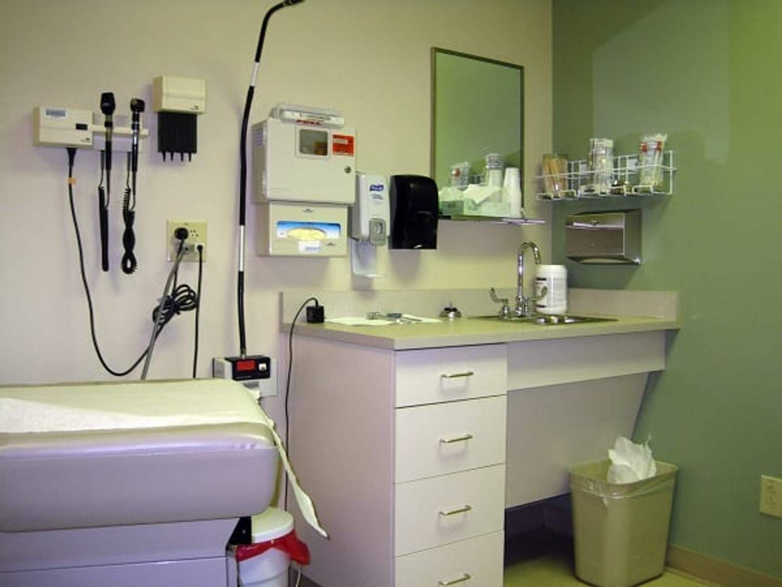 Tips from a Medical Professional on How to Keep the Cold at Bay