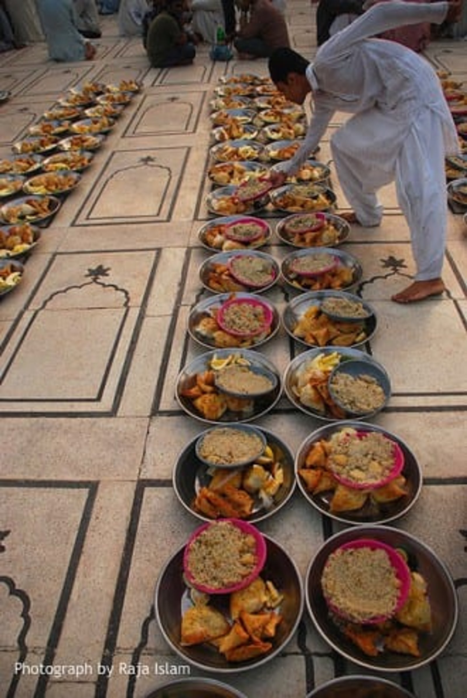 [Ramadan Series] Become Socially Productive This Ramadan