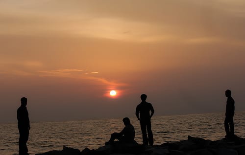 Returning to the Sunnah and Building Productive Relationships