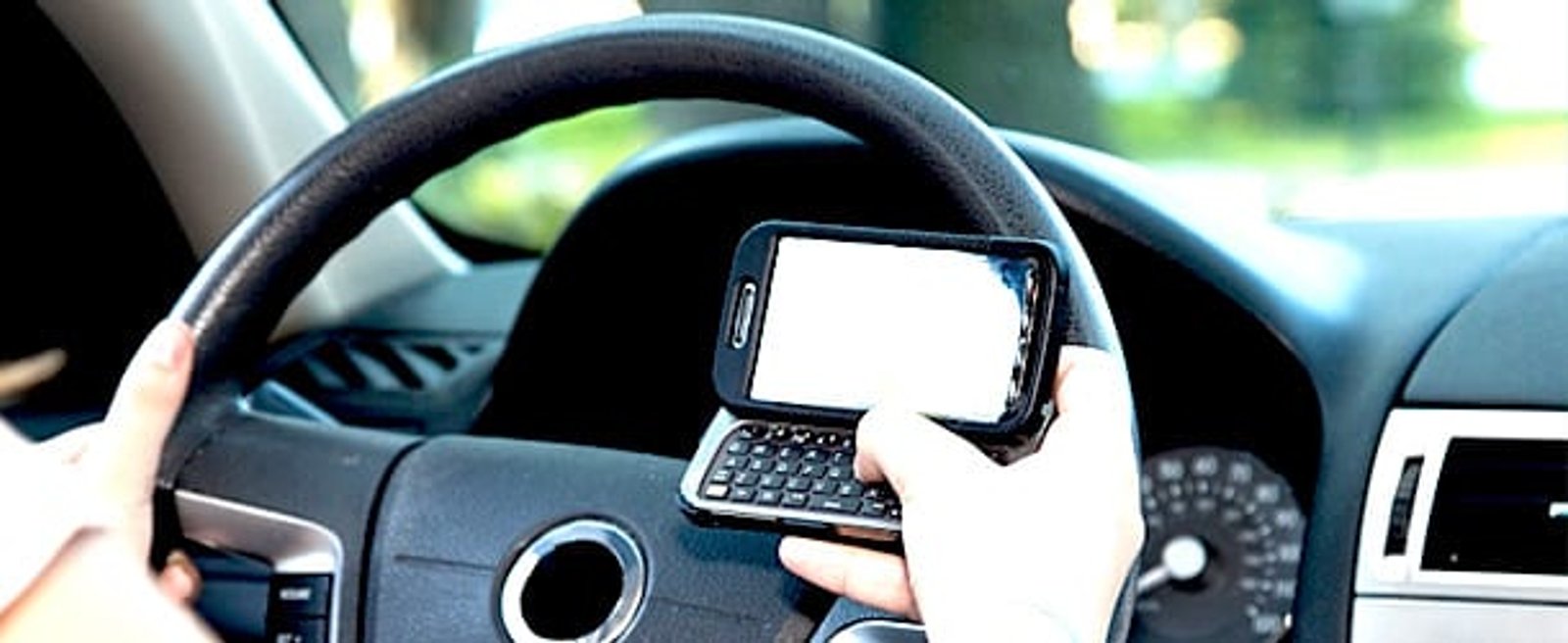 Technology in Ramadan: Absolute Abstinence or Enough Exposure?