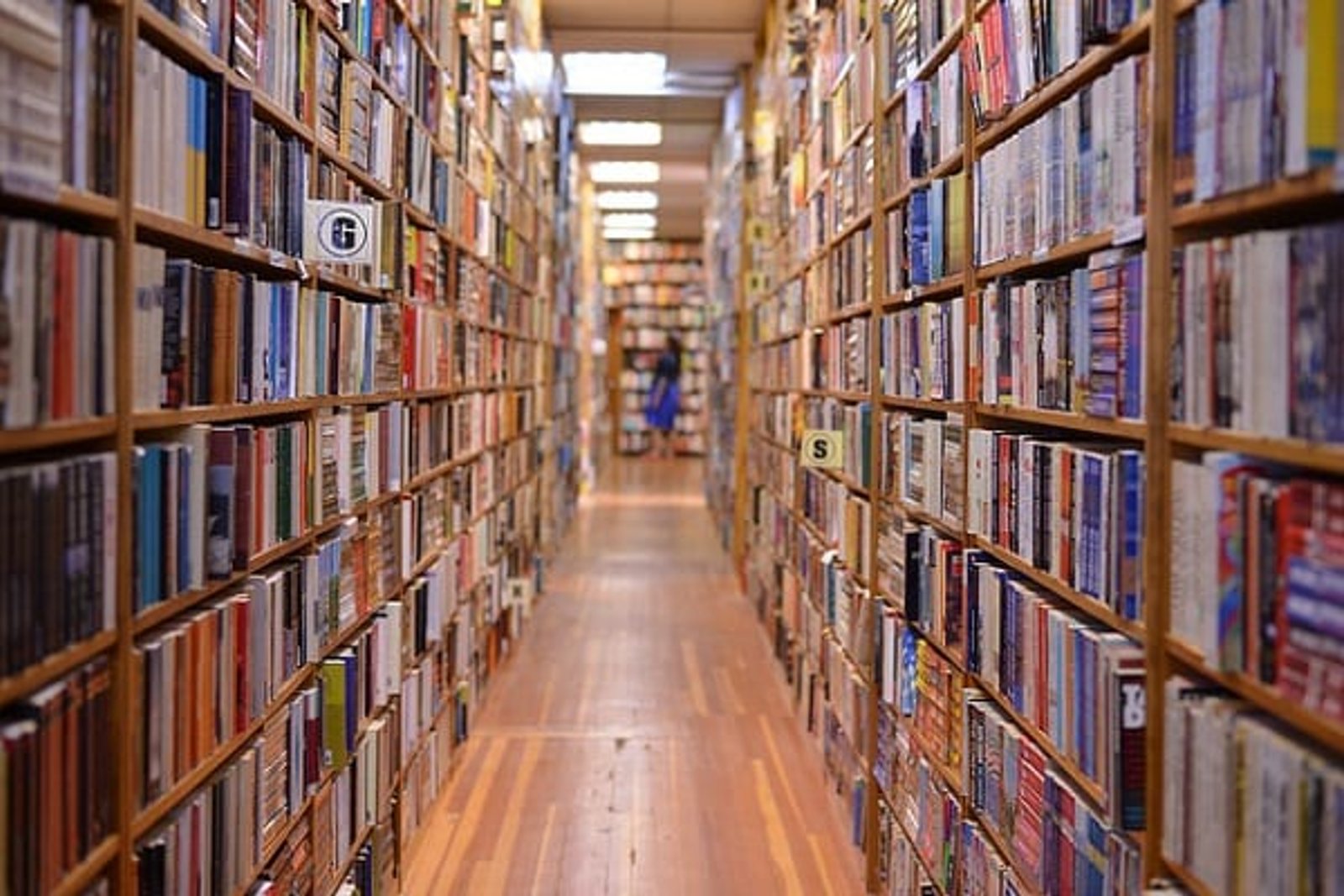 What’s on a Productive Muslimah’s Bookshelf?