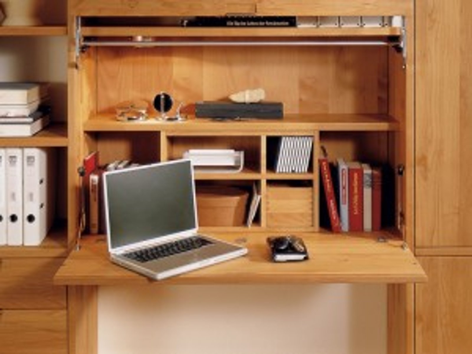 Ten Fabulous Tips to Get Organised!