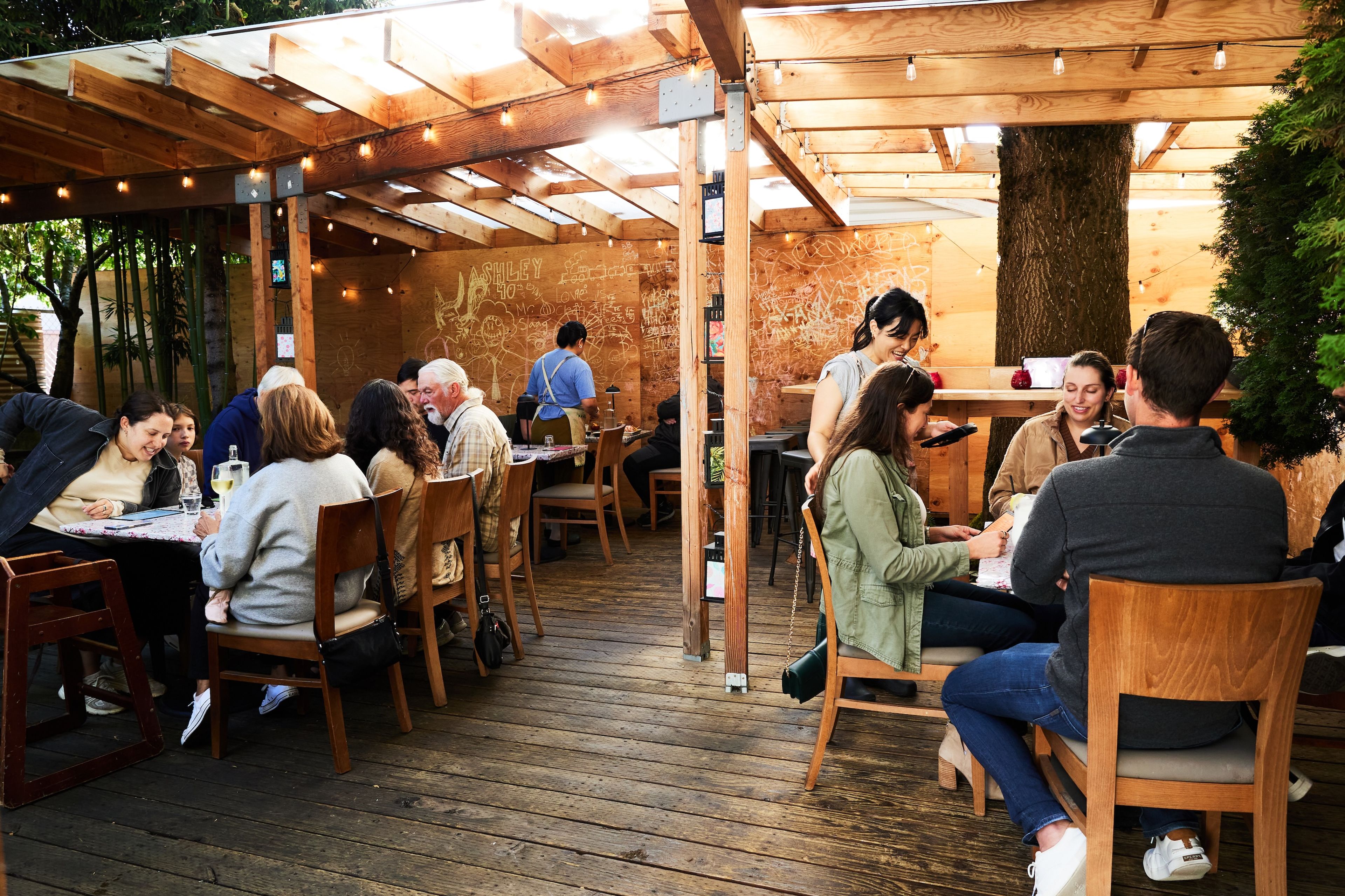 The exterior dining space at familyfriend.