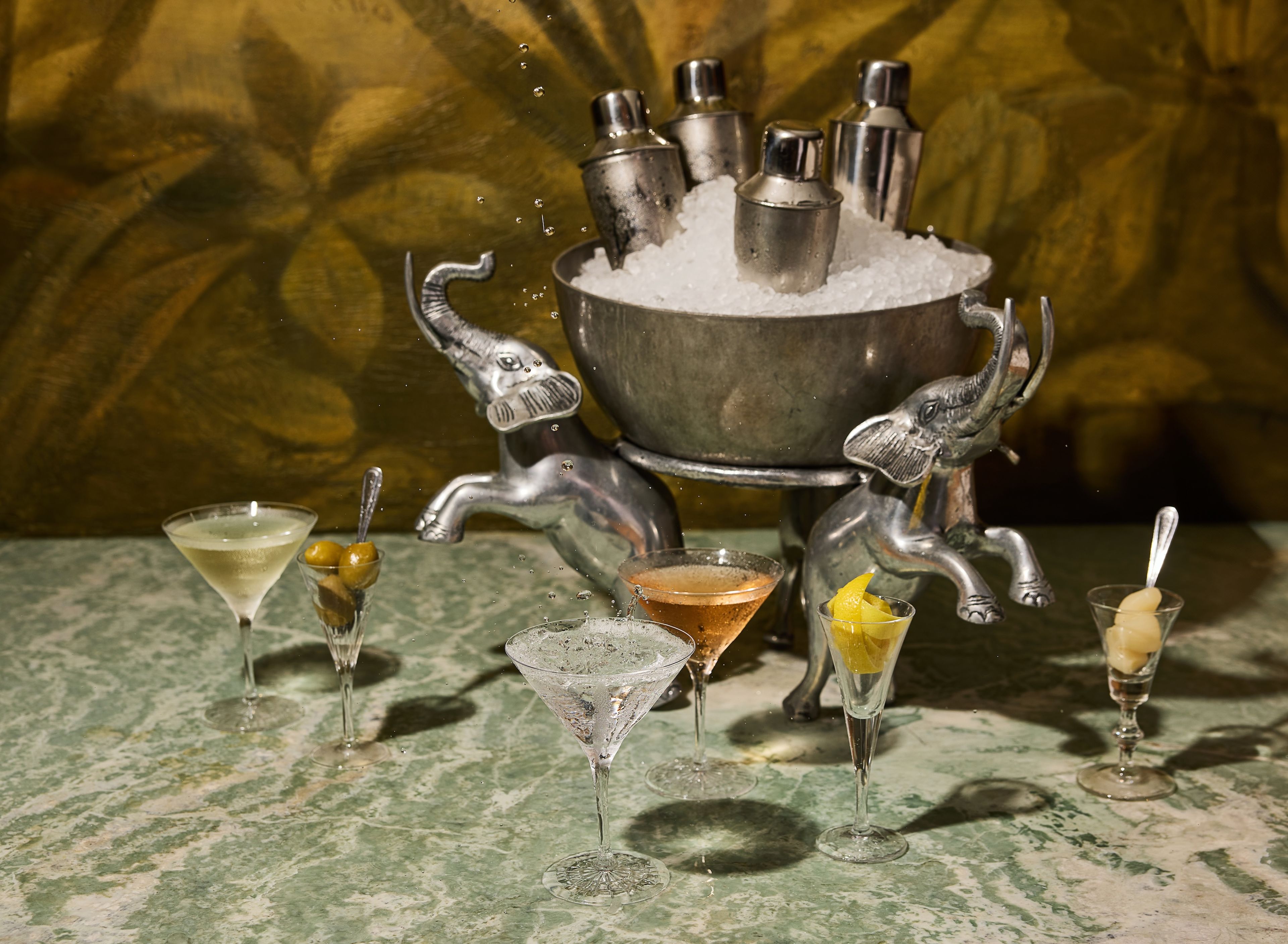 Sunny's boasts an extensive martini service. (Photo: Michael Pisarri)