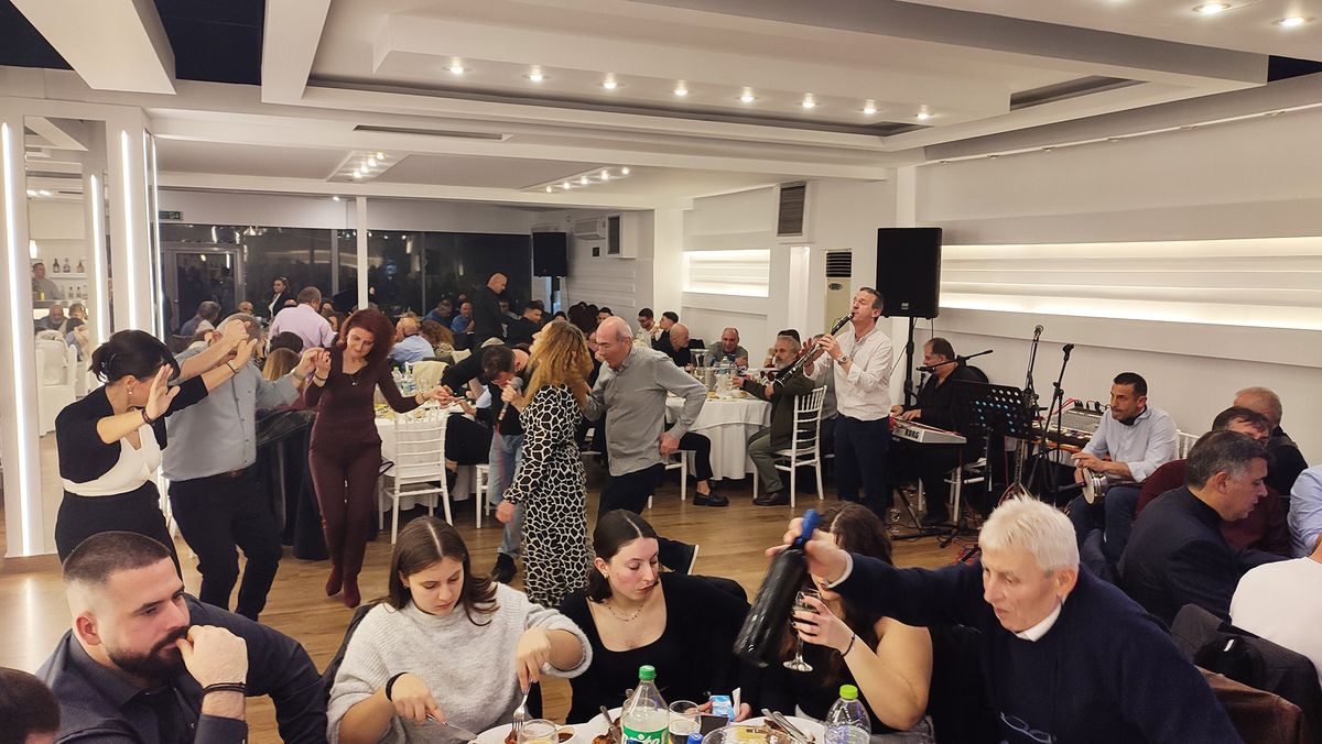 Χοροεσπερίδα Πολιτιστικού Κέντρου Αμπελακίου