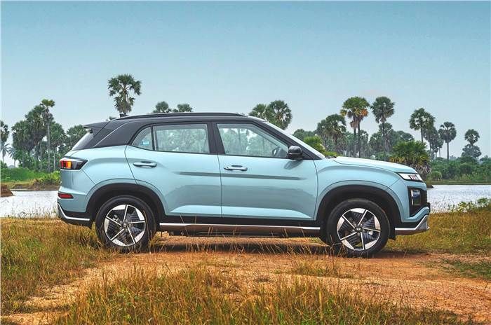 Hyundai Creta EV Launched At An Eye-Watering Price!!! - Car News Road Test & Performance Review