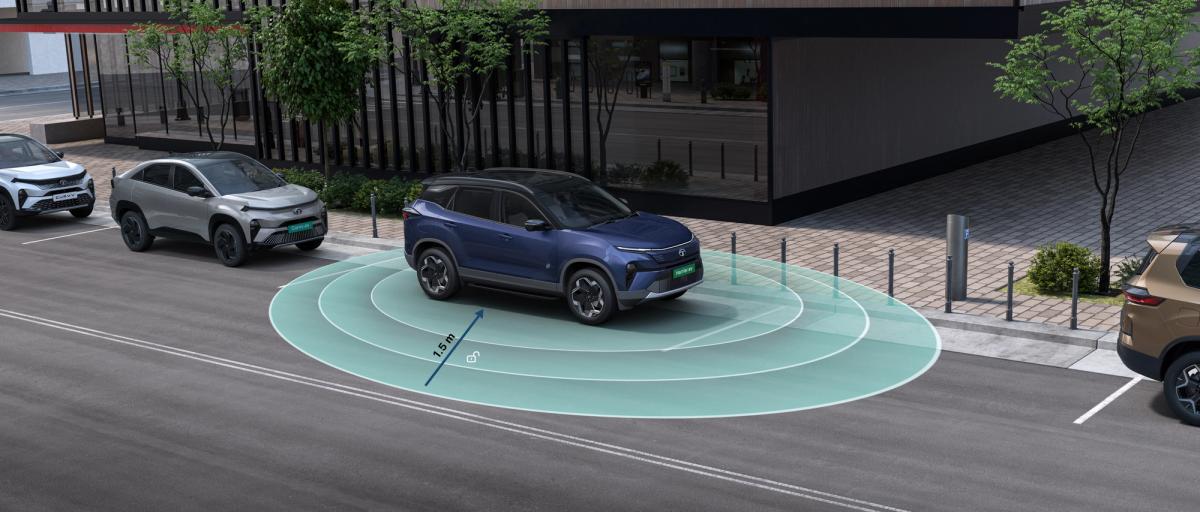 Tata Motors Launches the Harrier EV, starting at Rs. 21.49 Lakh (Ex-showroom); Can it Compete with the Likes of Mahindra BEVs? - Car News Road Test & Performance Review