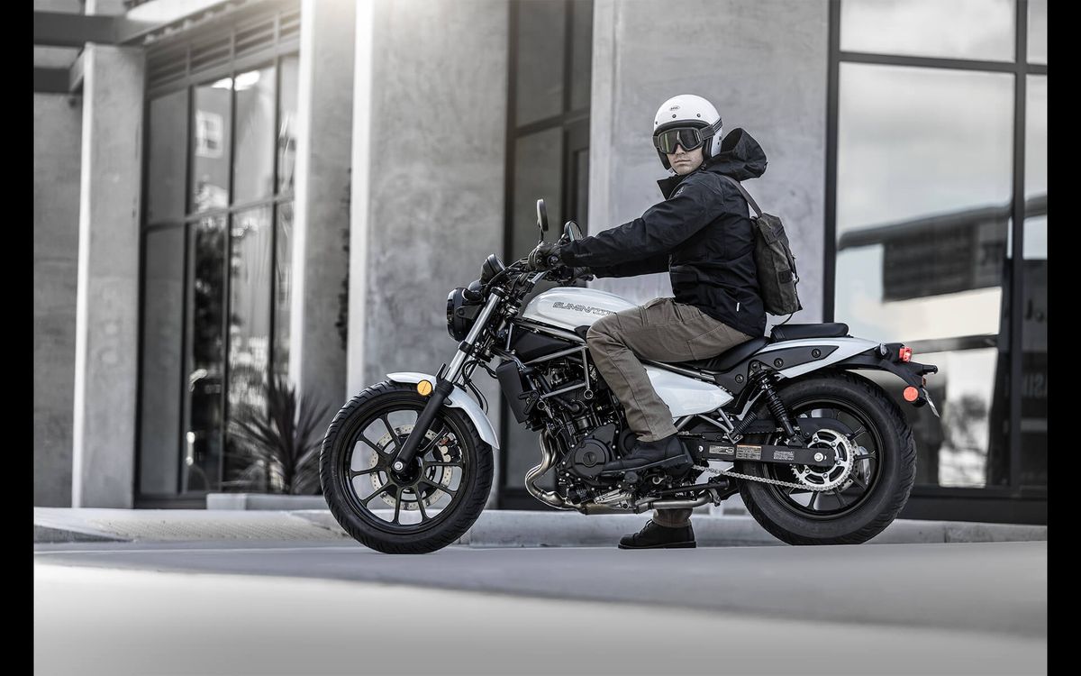 The Bajaj Avenger Needs a Second Lease of Life and it Needs That Lease Now! - Bikes Road Test & Performance Review