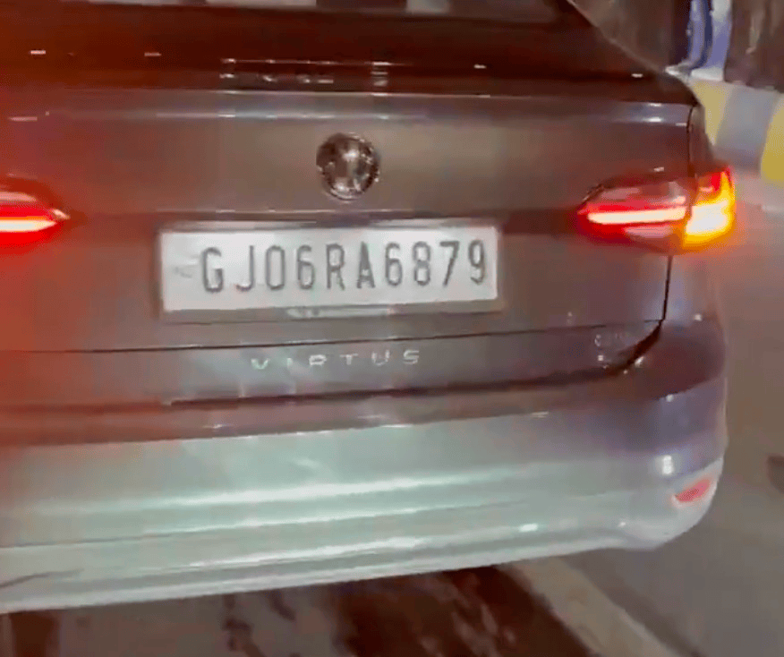 Volkswagen Vadodara Accident! Student mows down 3 - General News Road Test & Performance Review
