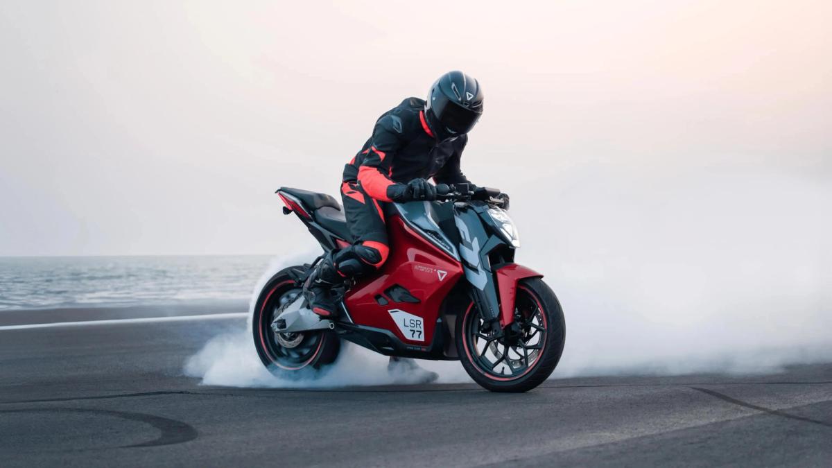 Ultraviolette F77 Launched in the EU; the Indian e-Two Wheeler Startup Set to Roll on International Soil - Bikes News Road Test & Performance Review