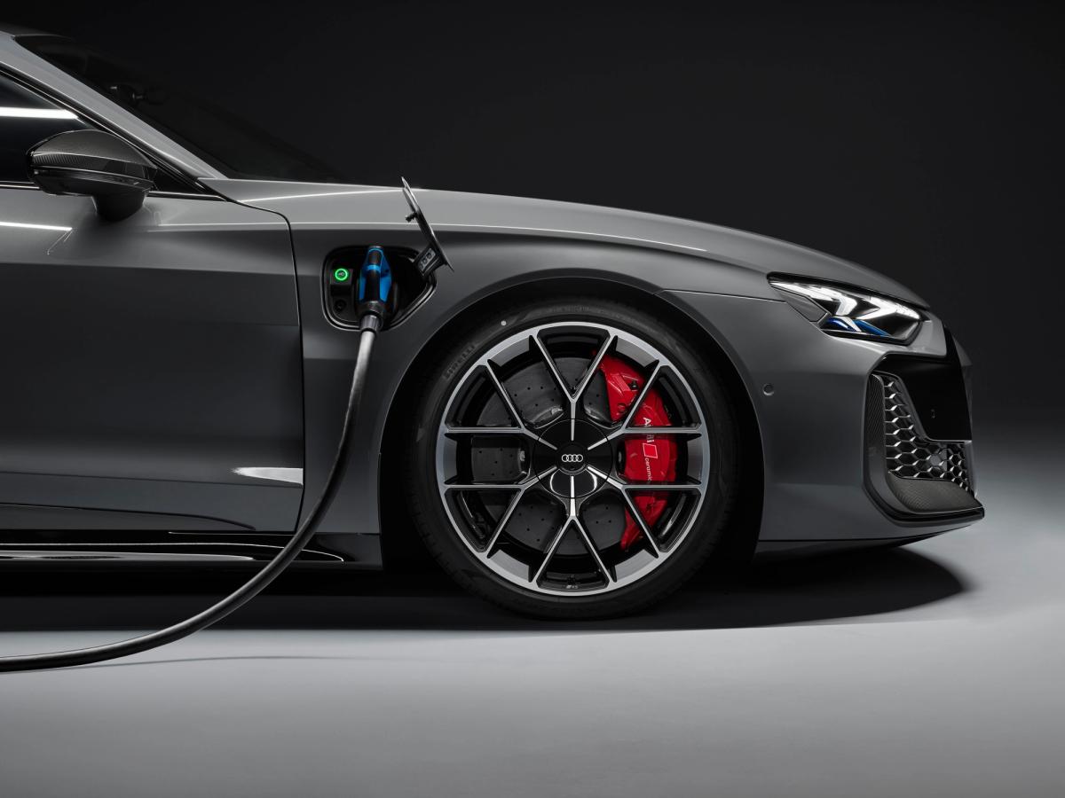 Audi RS e-Tron GT: The Electric Performance Car - Car News Road Test & Performance Review