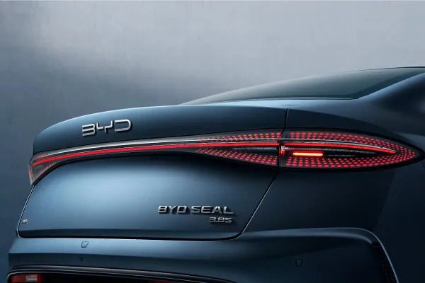 BYD Seal: An Electric Sedan For The Future - Car News Road Test & Performance Review