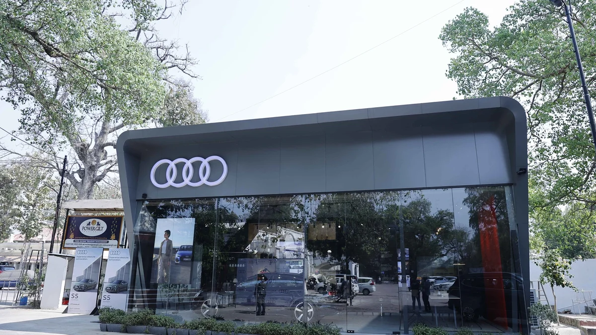 Audi India Opens Pop-Up Store in Kanpur