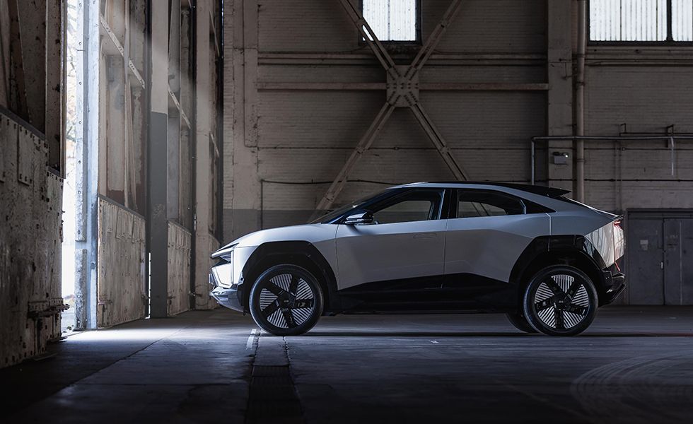 Government's New EV Policy to Reduce Import Duties from 110 To 15% - General News Road Test & Performance Review