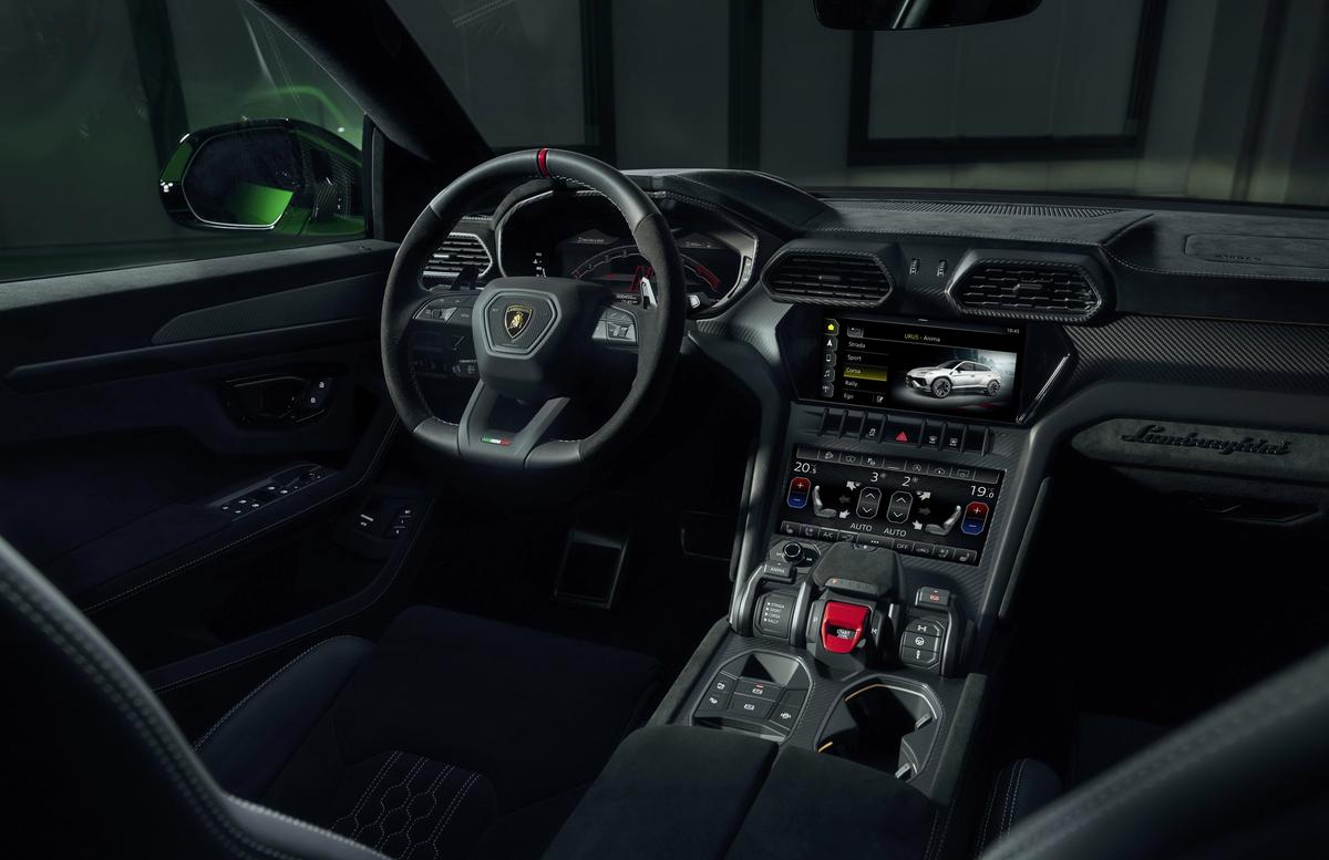 Lamborghini Urus Performante: The Ultimate SUV - Car News Road Test & Performance Review