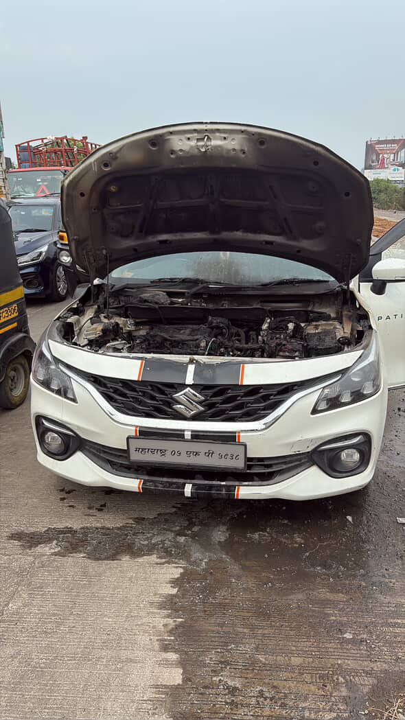 Maruti Nexa Baleno Catches Fire in Thane Traffic: Owner Alleges Dealership Negligence