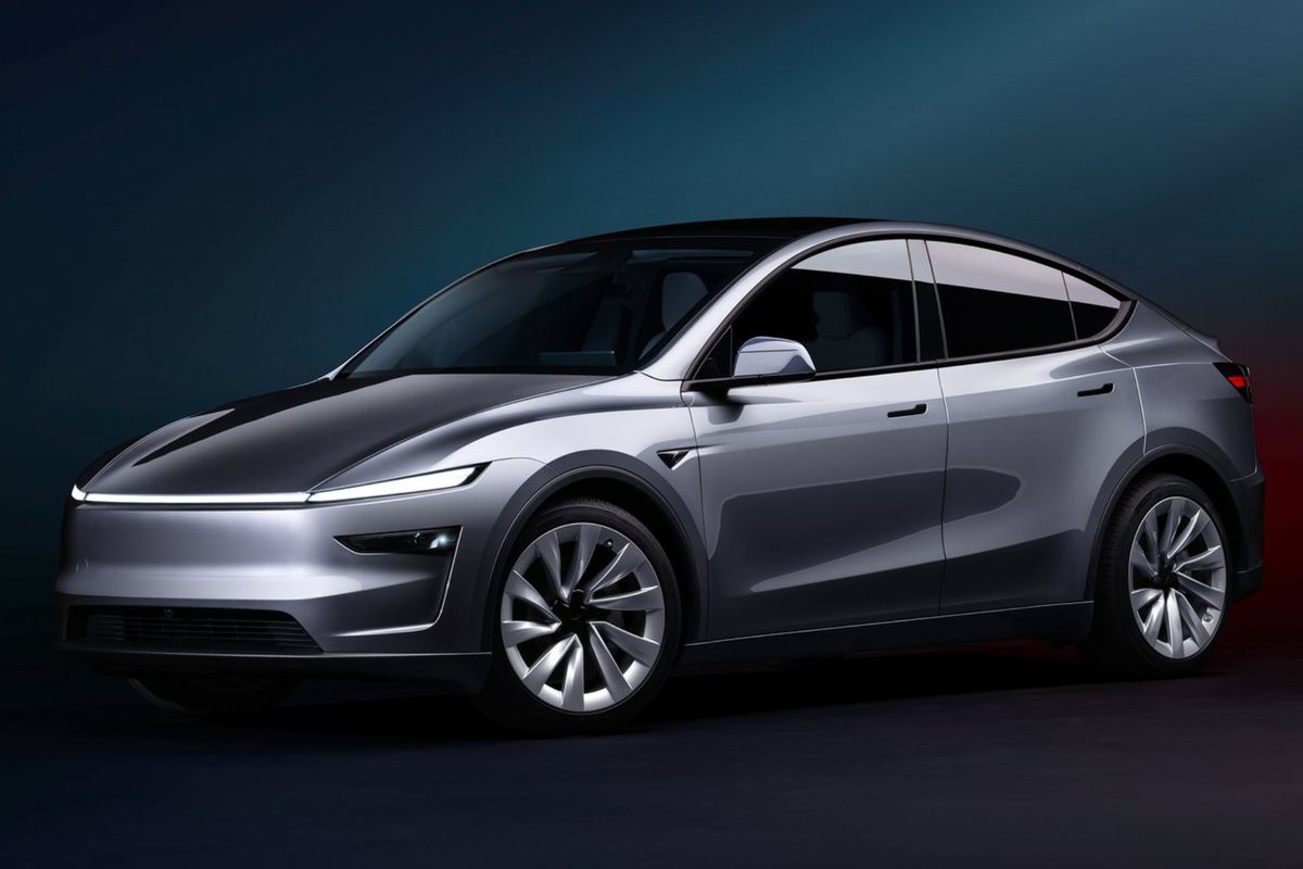 The Wait Is Over! Tesla Is Finally Here: First Showroom Opens July 15 - Car News Road Test & Performance Review