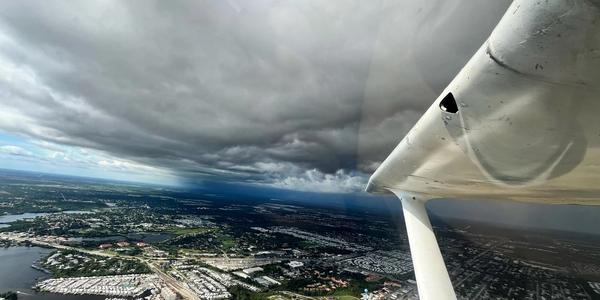 Why Turbulence Feels Terrifying But Almost Never Is: The Physics of Bumpy Air