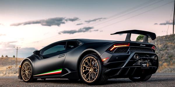 Lamborghini’s Soaring Success in India: Order Books Full Until 2027