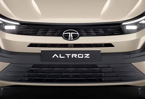 Old vs New Tata Altroz: What’s Changed? - Cars Road Test & Performance Review