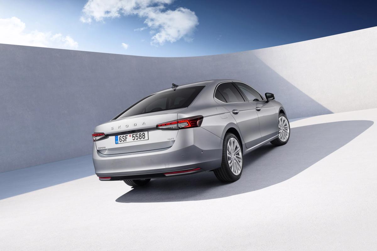 New Skoda Superb to Debut at Bharat Mobility Global Expo 2025 - Car News Road Test & Performance Review