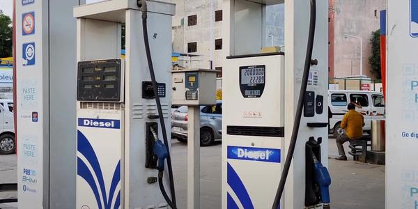 Diesel Ban In Mumbai How Nitin Gadkari’s Policies And Mumbai High Court’s Hint Are Hurting Diesel Vehicle Owners