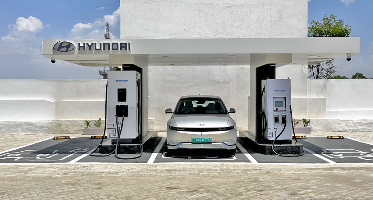 Hyundai India to Install 600 Fast Public EV Chargers - Car News Road Test & Performance Review