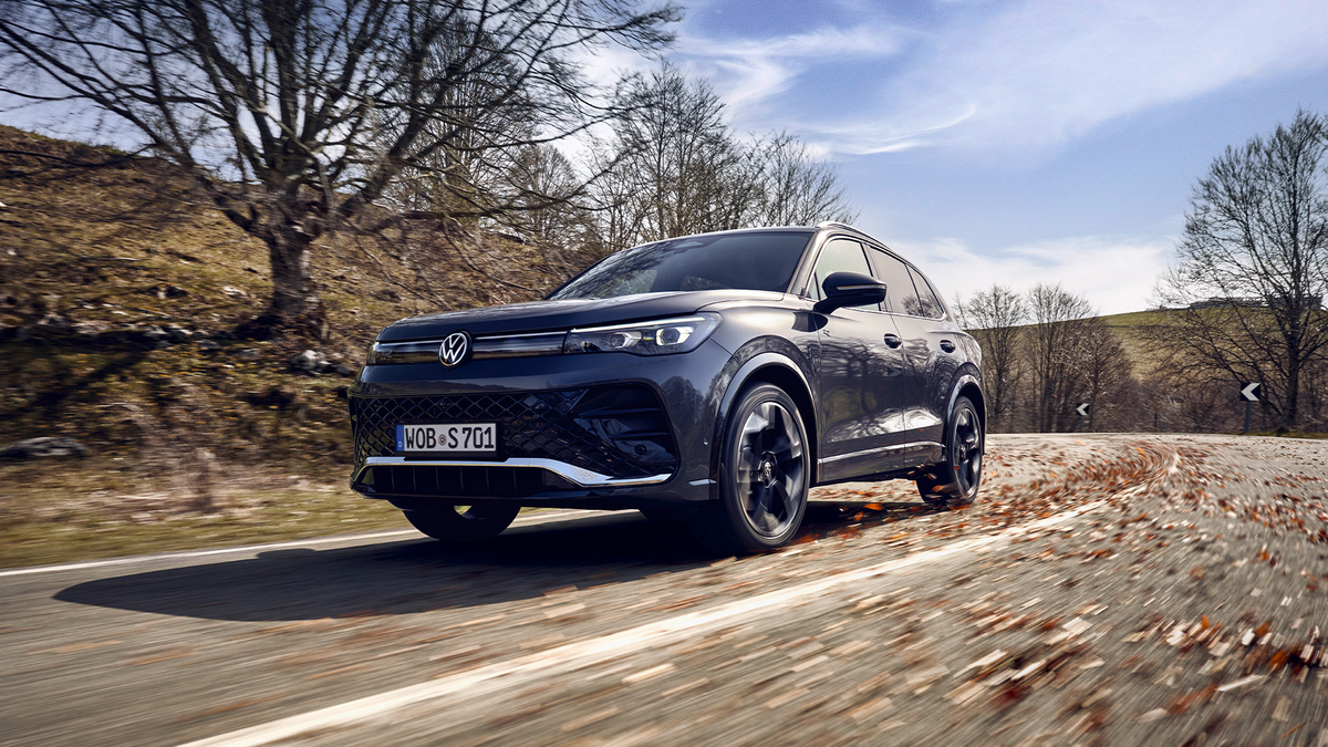 Finally Revealed! Volkswagen GTI and Volkswagen Tiguan R Line to be available at this date! - Car News Road Test & Performance Review