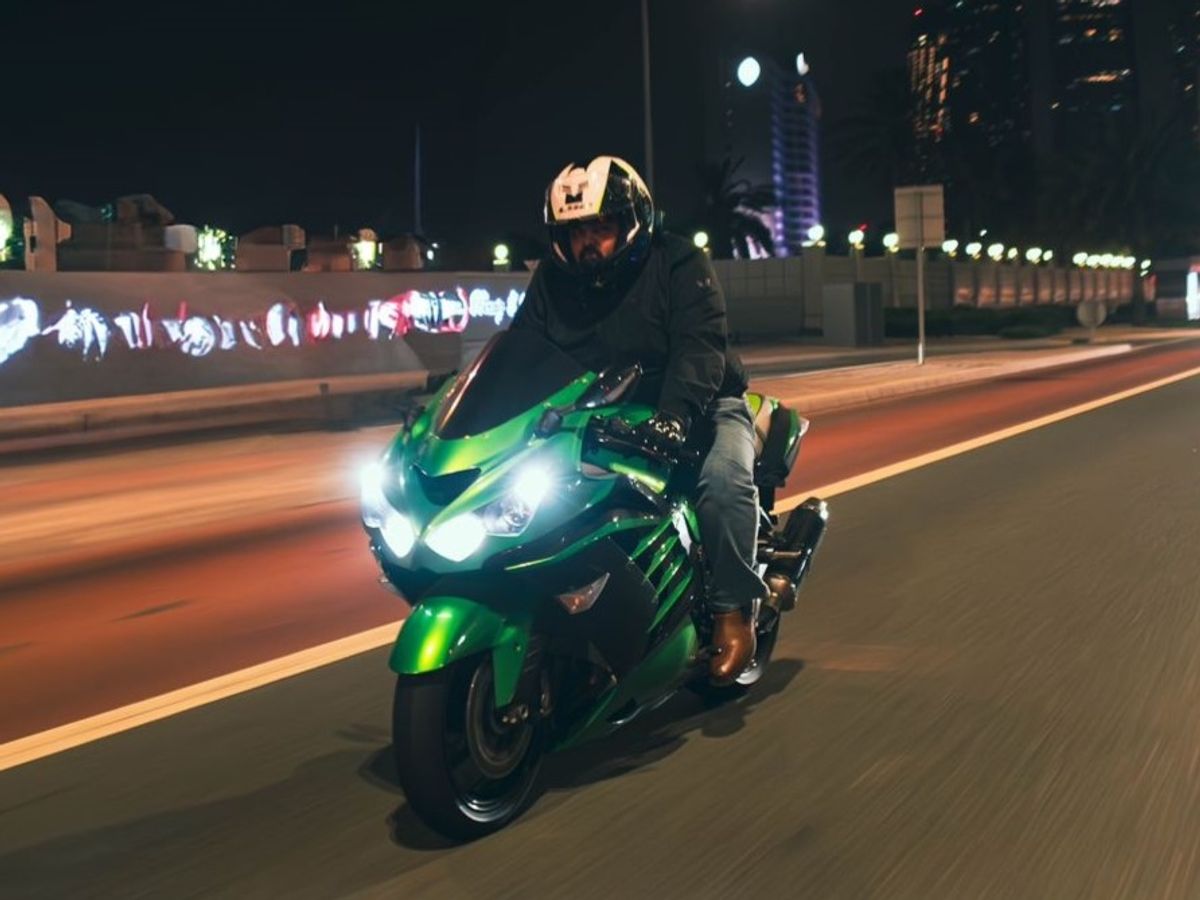 Kawasaki ZX14R Ownership Review - Bikes Road Test & Performance Review