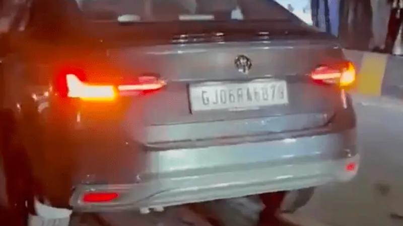 Volkswagen Vadodara Accident! Student mows down 3