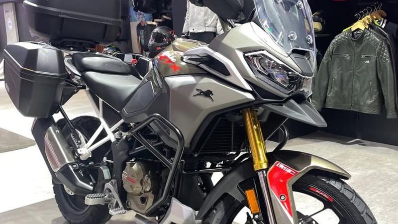 Auto Expo 2025: TVS Reveals Apache RTX 300