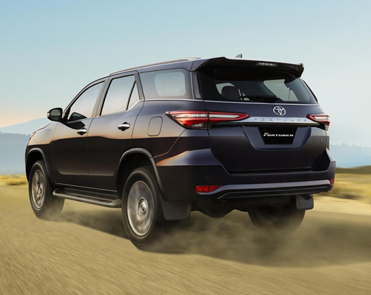 2025 Toyota Fortuner Hybrid Launched!!! - Car News Road Test & Performance Review