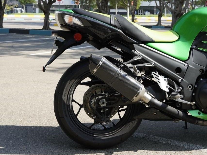 Kawasaki ZX14R Ownership Review - Bikes Road Test & Performance Review