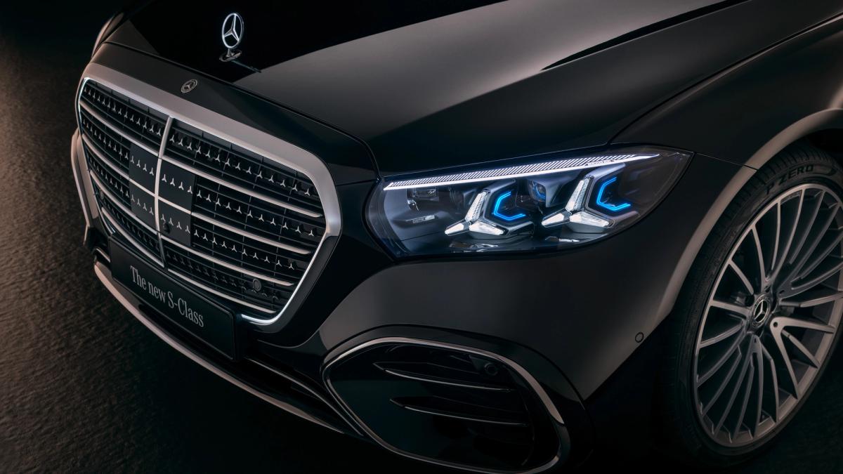 Mercedes-Benz S-Class 2026 Revealed: New Engines, Specs, Features & Tech - Car News Road Test & Performance Review