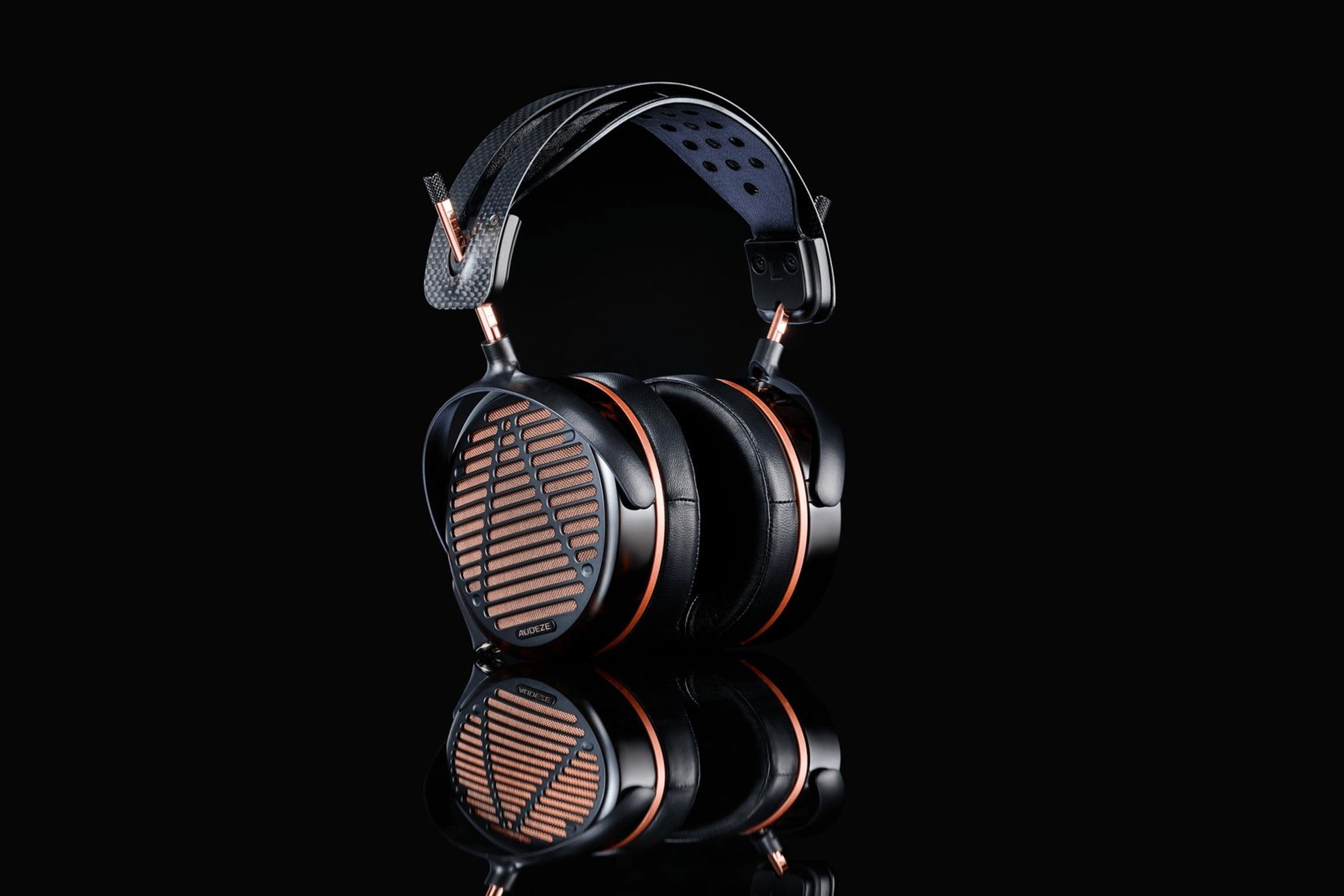 Audeze LCD-5s Planar Magnetic Headphone thumbnail 3