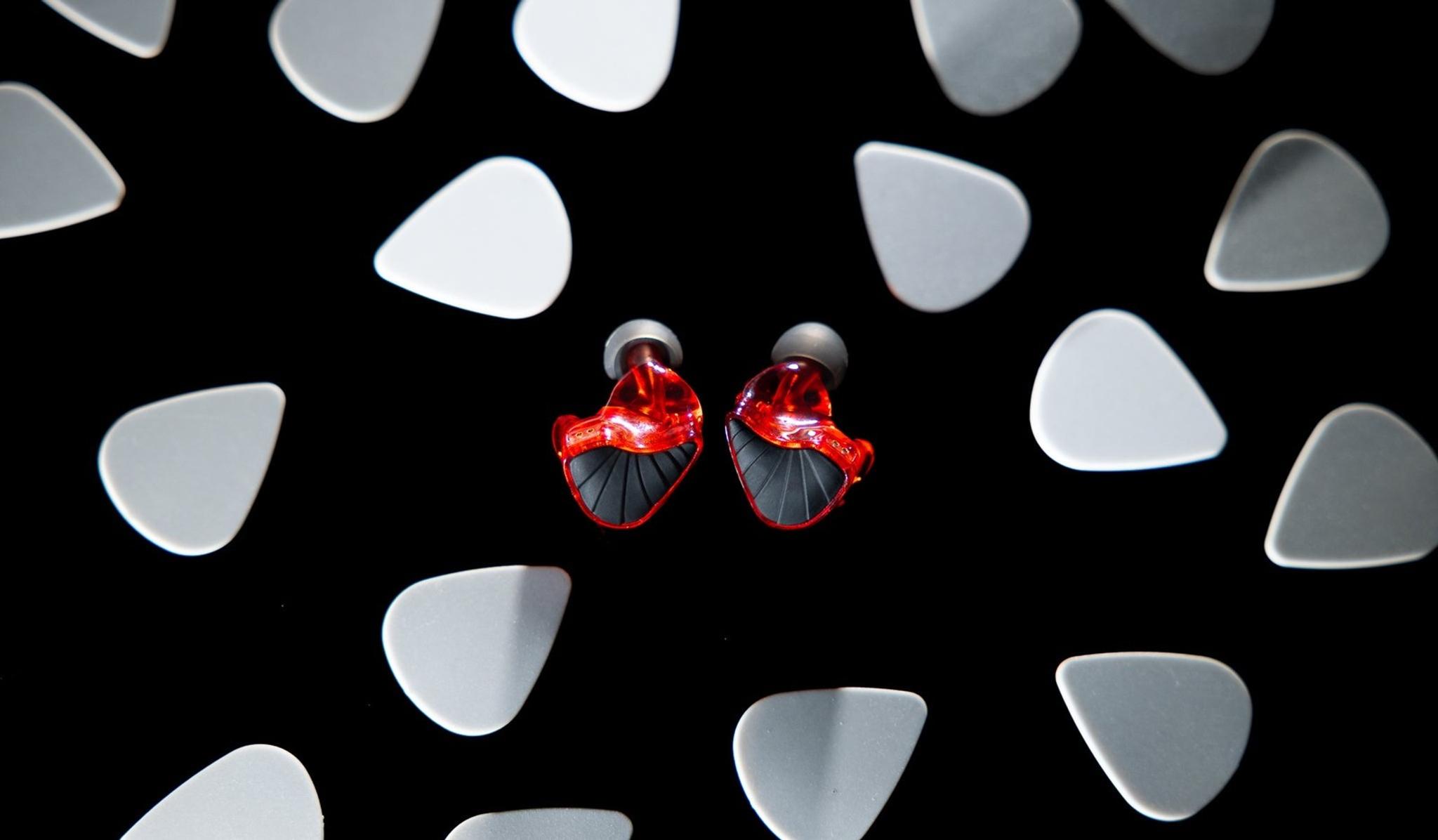 Apos x Community Rock Lobster IEMs thumbnail 4