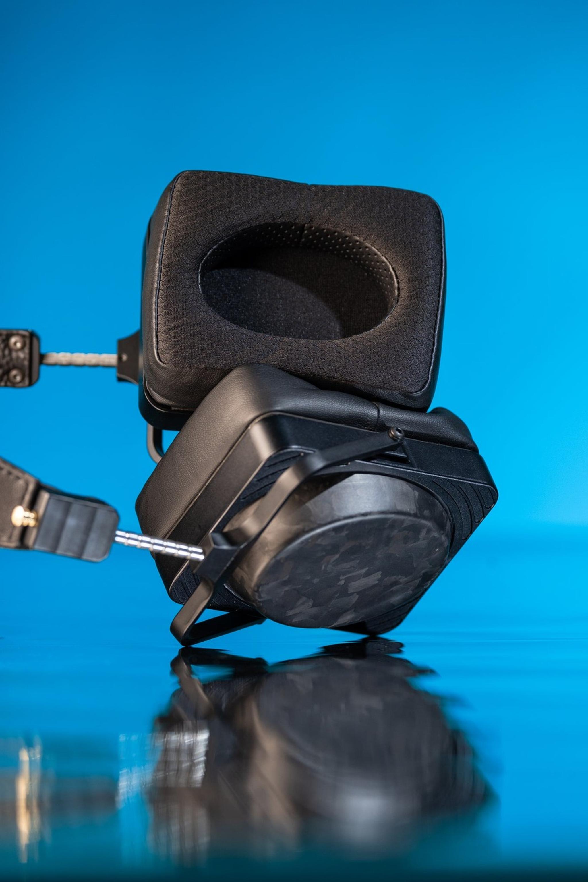 SJY Horizon Closed Carbon Planar Magnetic Headphones thumbnail 9