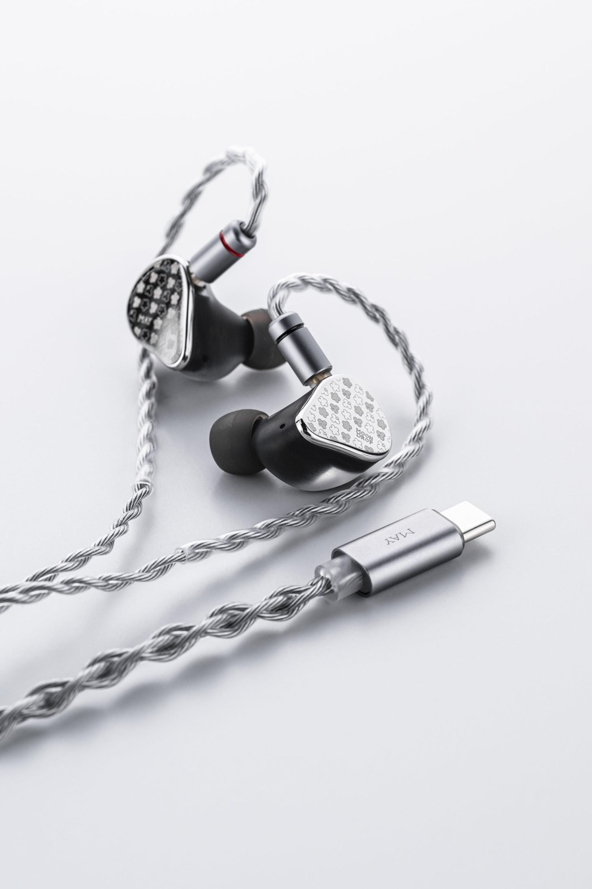Moondrop May Dynamic Driver + Planar Magnetic Driver IEM (In-Ear Monitor) thumbnail 9