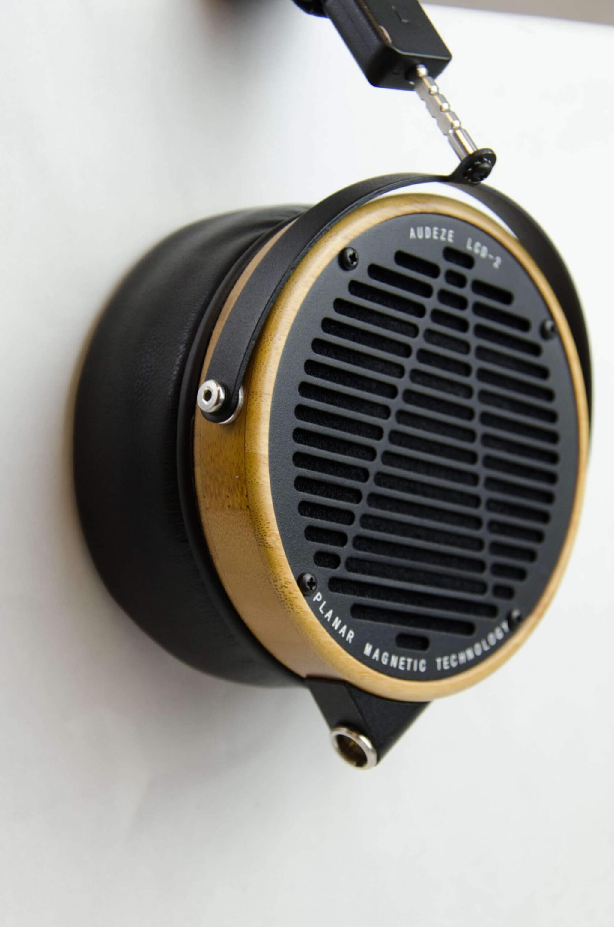 Ear Pads for Audeze LCD Series Headphones - Fits variants of LCD-2, LCD-3, LCD-4, LCD-X thumbnail 3
