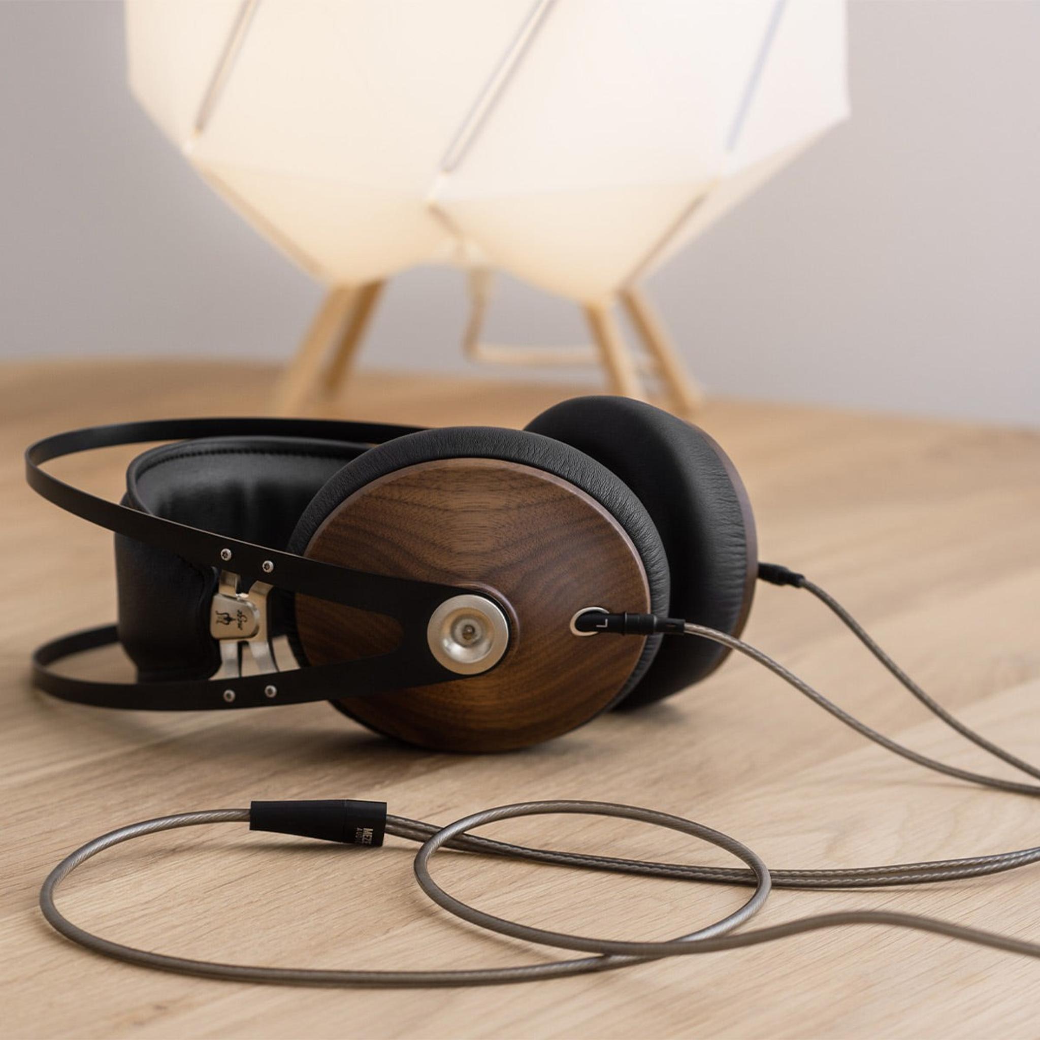 Meze Audio Mono 3.5mm to 2.5mm Balanced Headphone Cable - 4.9 ft. thumbnail 3