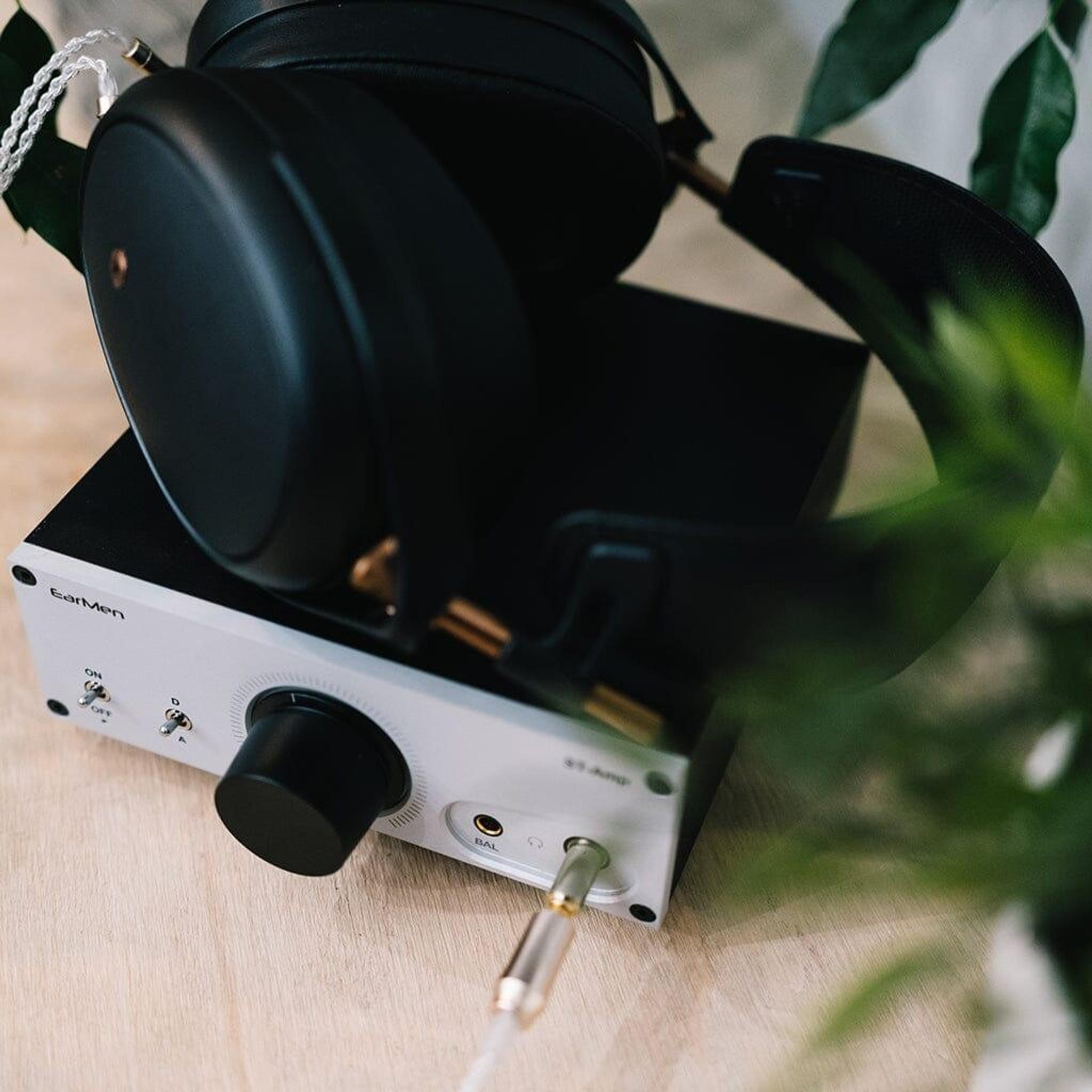 EarMen ST-Amp Fully Balanced DAC and Headphone Amplifier thumbnail 6