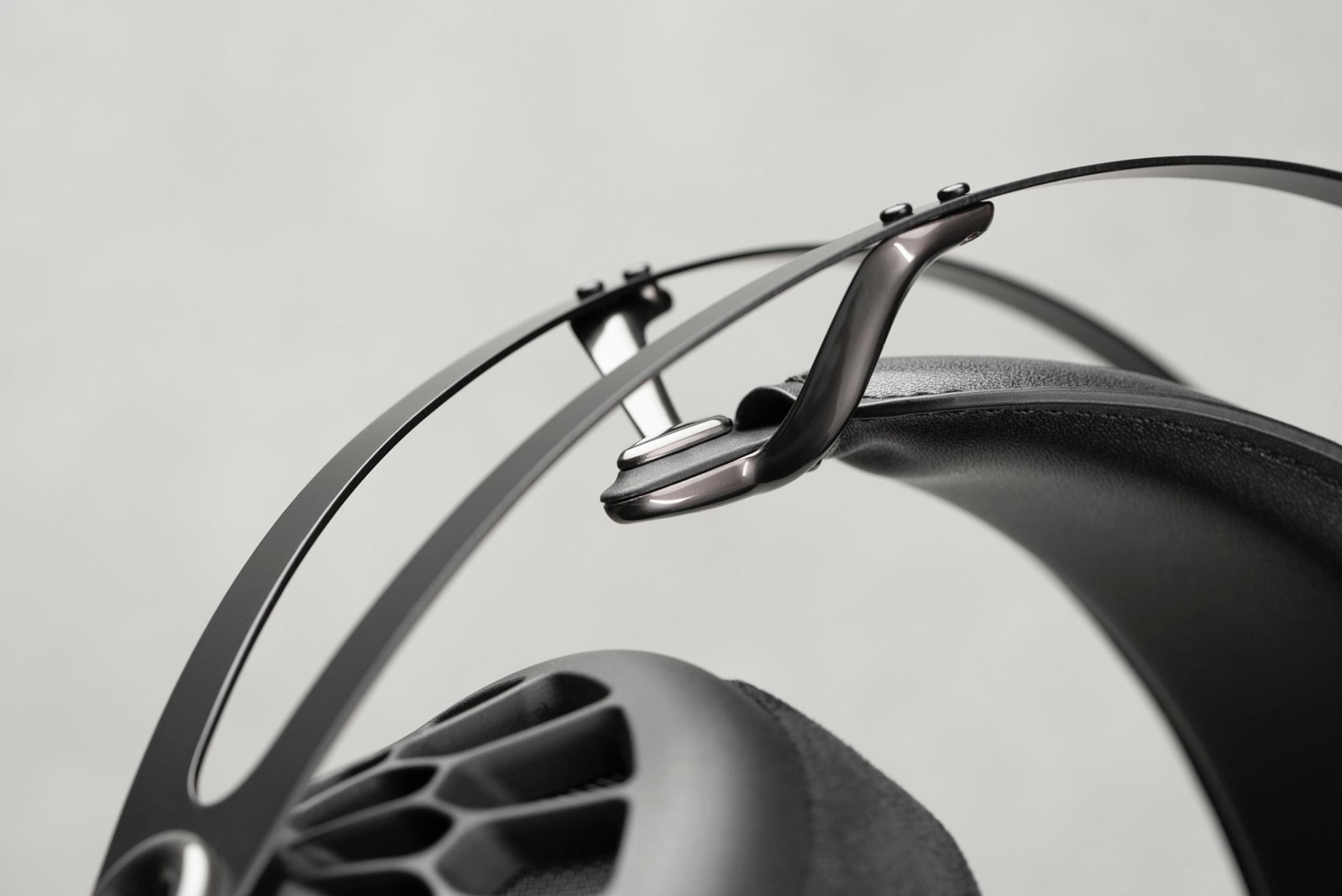 Meze 105 AER Open-Back Headphones thumbnail 8